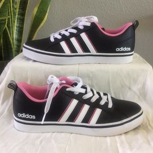 Adidas neo Label vs pace w - size 7